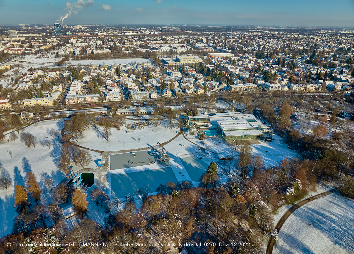 12.12.2022 -  Ostparksee mit Umgebung in Neuperlach
